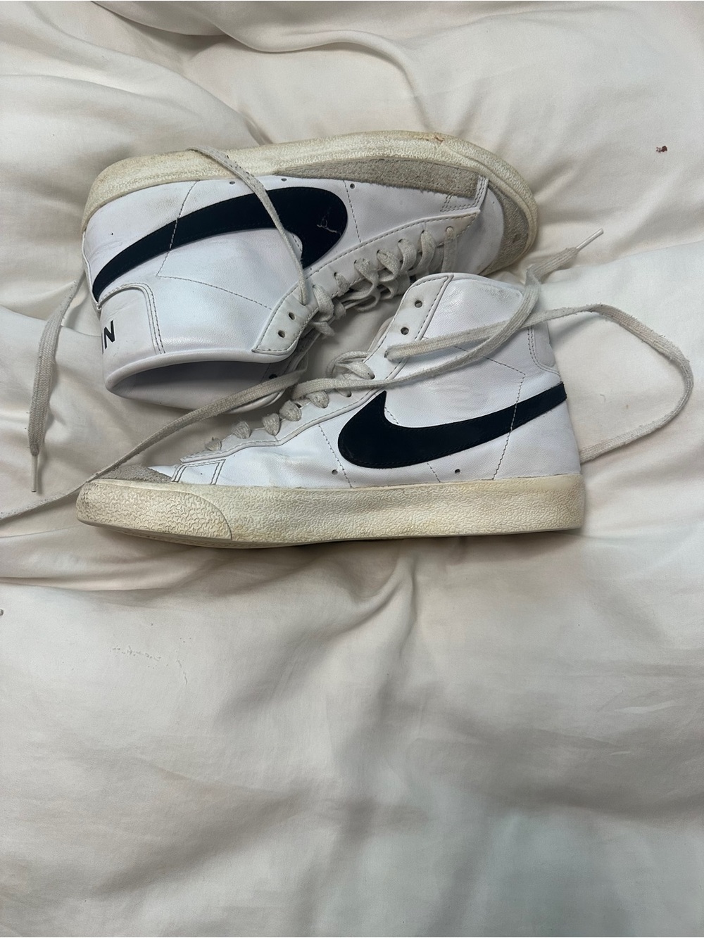 Nike Blazers High-Top Sneakers